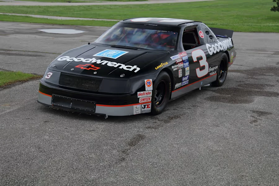 1994 Chevrolet Lumina - Image 18 of 31