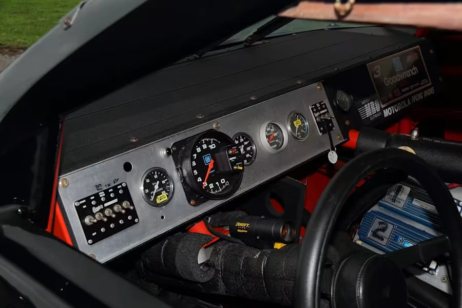 1994 Chevrolet Lumina - Image 24 of 31