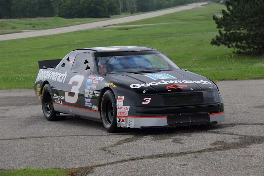 1994 Chevrolet Lumina - Image 6 of 31