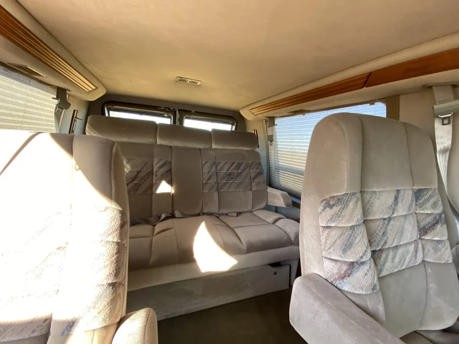 1994 Chevrolet G-Series Van - Image 7 of 9