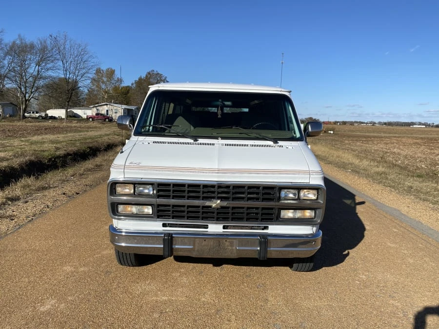 1994 Chevrolet G-Series Van - Image 8 of 9
