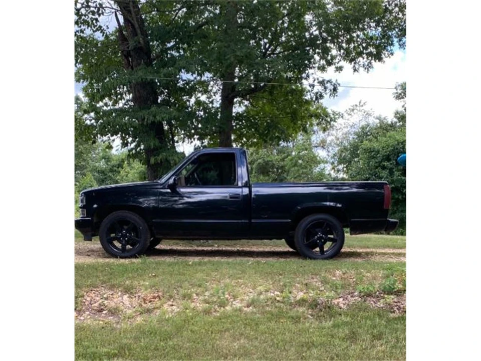 1994 Chevrolet C/K 4th Gen - Image 2 of 9