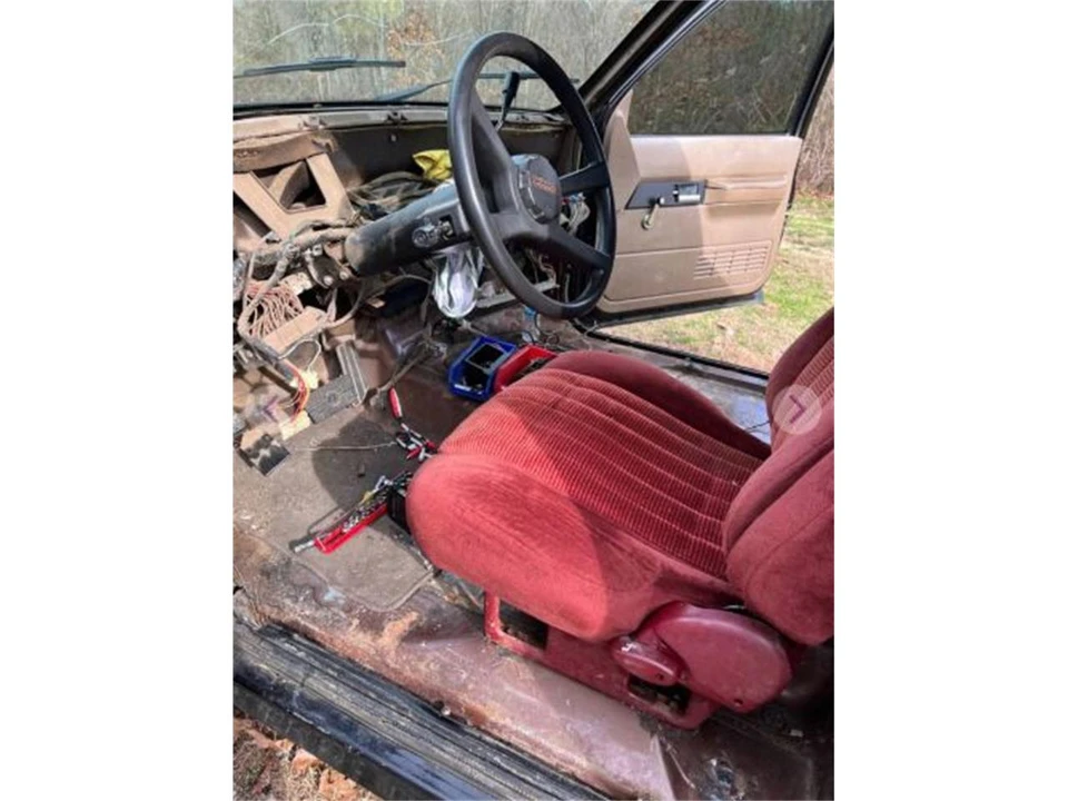 1994 Chevrolet C/K 4th Gen - Image 3 of 9