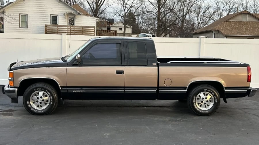 1994 Chevrolet C/K 4th Gen - Image 2 of 7