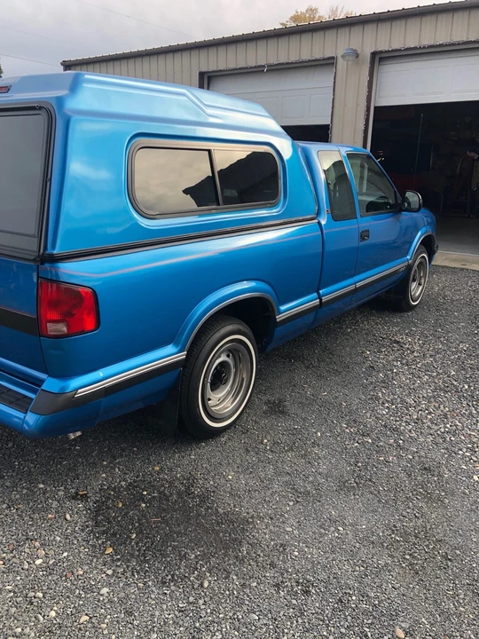 1994 Chevrolet S-10 - Image 2 of 11