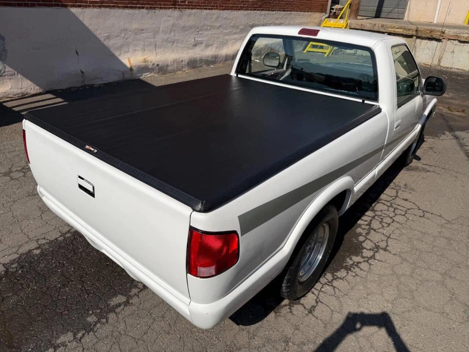 1994 Chevrolet S-10 - Image 9 of 31