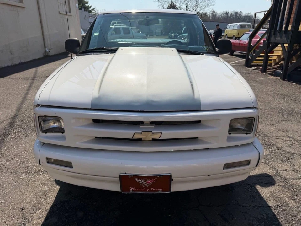 1994 Chevrolet S-10 - Image 2 of 31