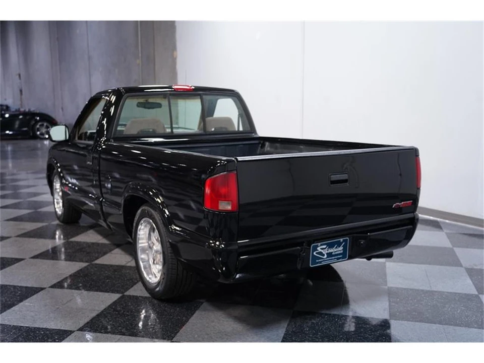 1994 Chevrolet S-10 - Image 8 of 31