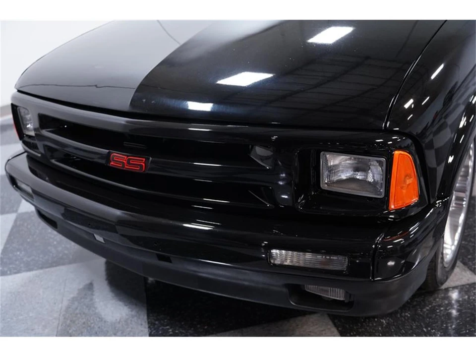 1994 Chevrolet S-10 - Image 17 of 31