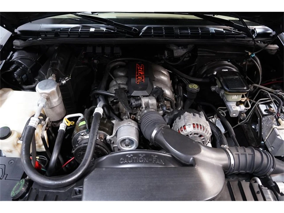 1994 Chevrolet S-10 - Image 3 of 31