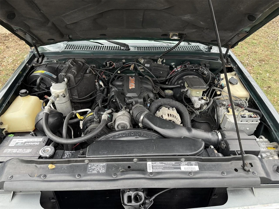 1994 Chevrolet S-10 Blazer 1st Gen - Image 7 of 31