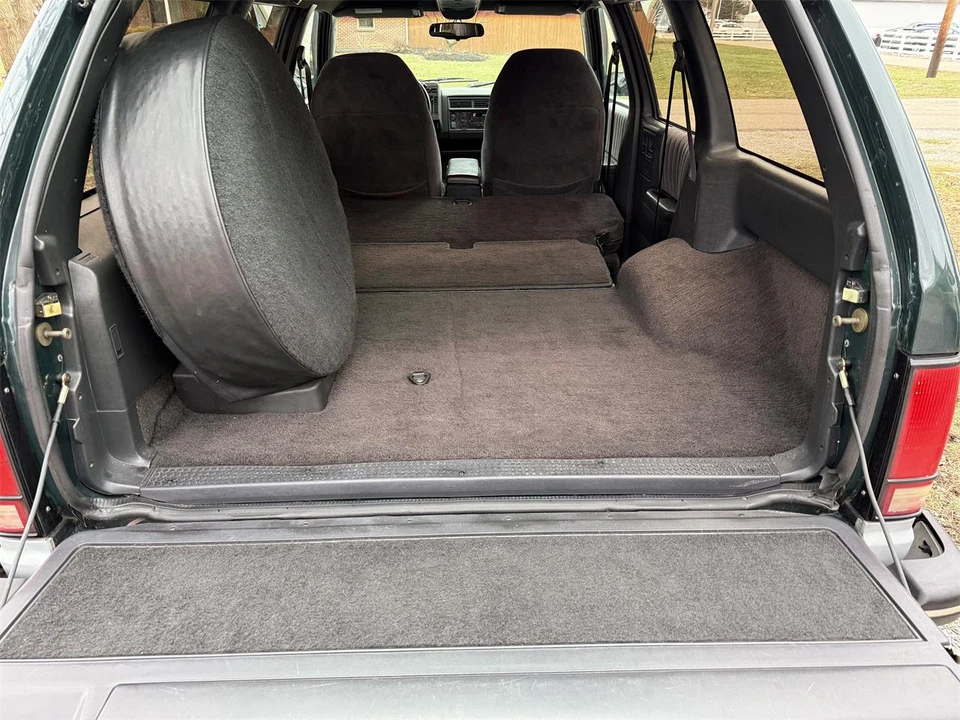 1994 Chevrolet S-10 Blazer 1st Gen - Image 10 of 31