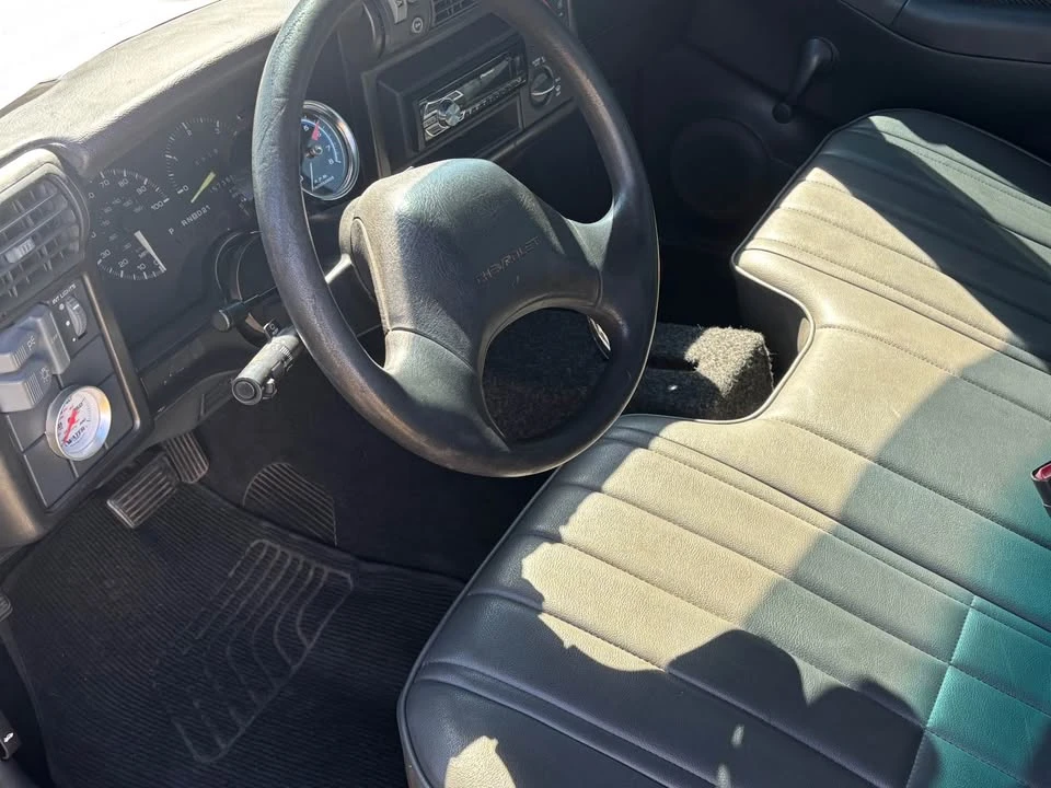 1994 Chevrolet S-10 - Image 6 of 14