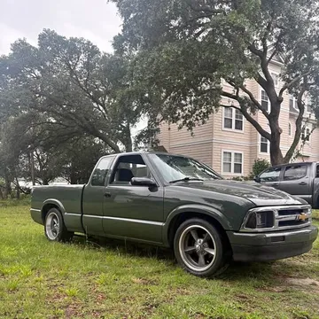 1994 Chevrolet S10 Extended Cab Pickup 3D 6 ft