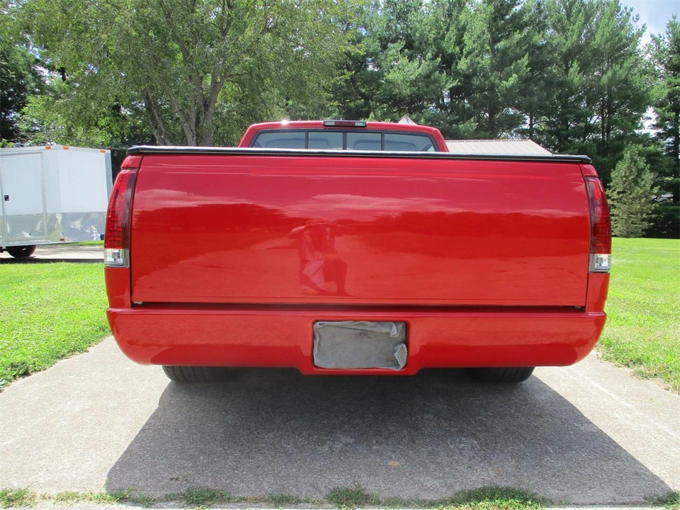 1994 Chevrolet Silverado - Image 9 of 24