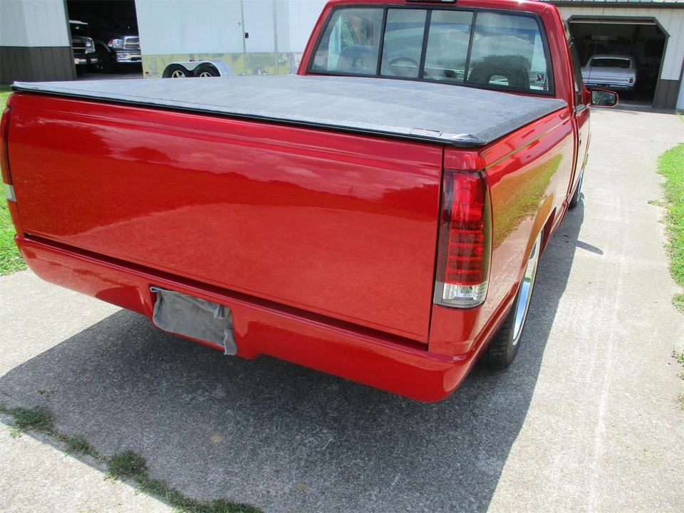 1994 Chevrolet Silverado - Image 11 of 24