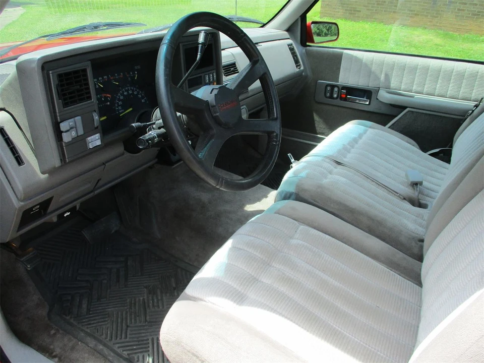 1994 Chevrolet Silverado - Image 12 of 24