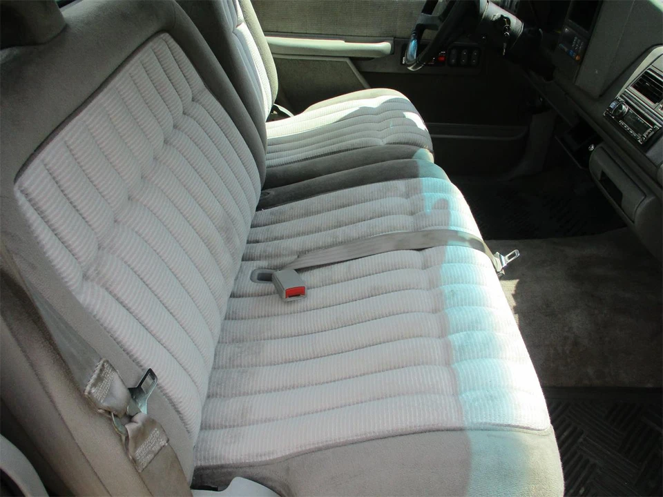 1994 Chevrolet Silverado - Image 15 of 24