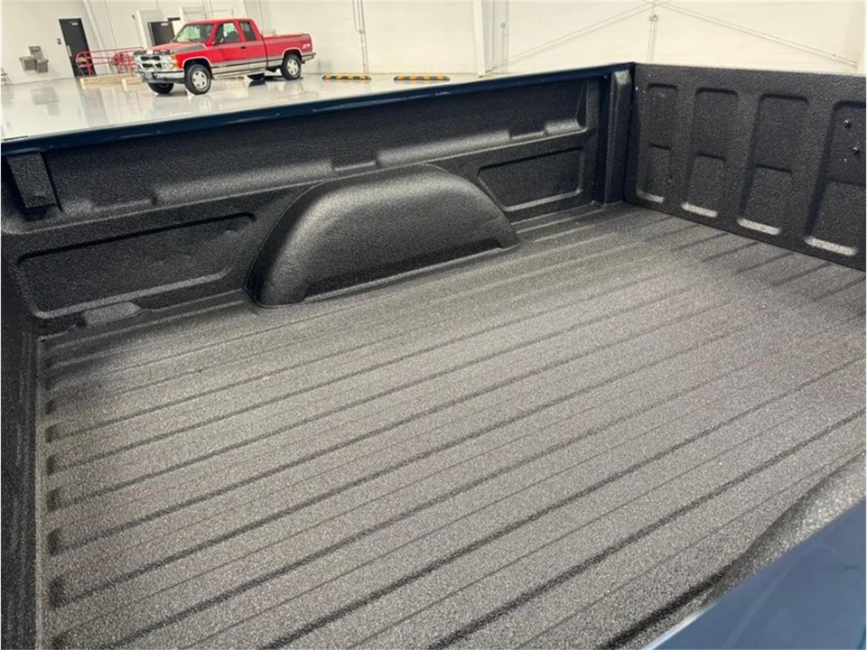 1994 Chevrolet Silverado - Image 13 of 13