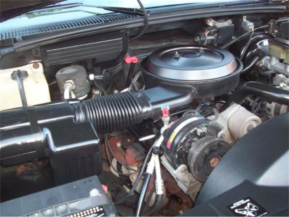 1994 Chevrolet Silverado - Image 22 of 30