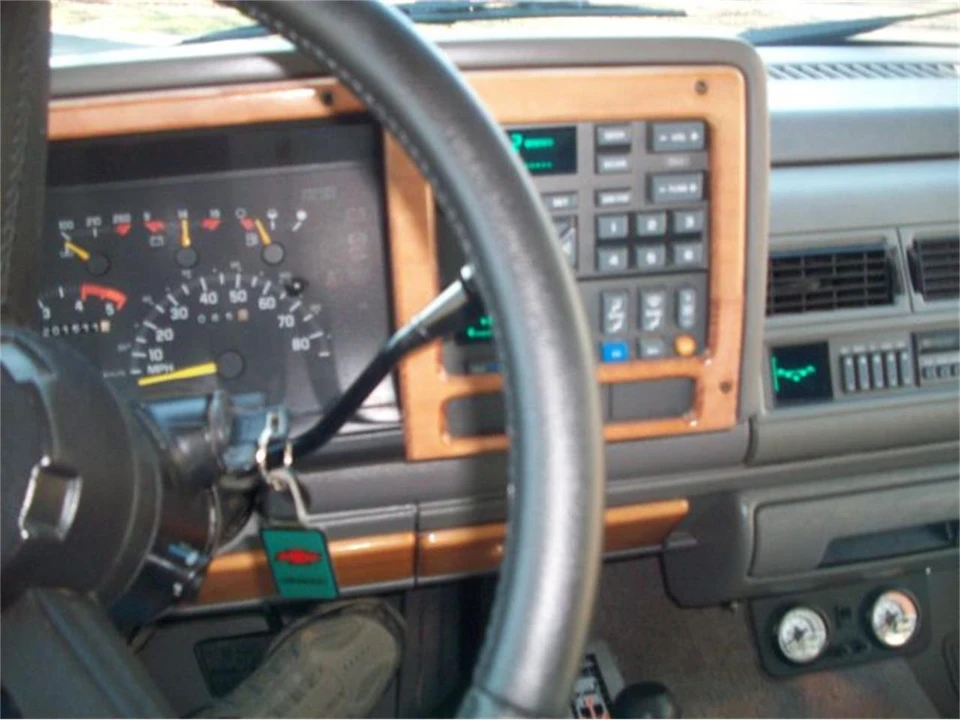 1994 Chevrolet Silverado - Image 14 of 30