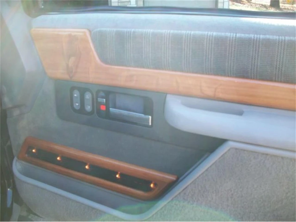 1994 Chevrolet Silverado - Image 20 of 30
