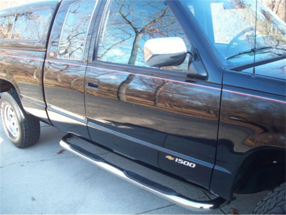 1994 Chevrolet Silverado - Image 5 of 30