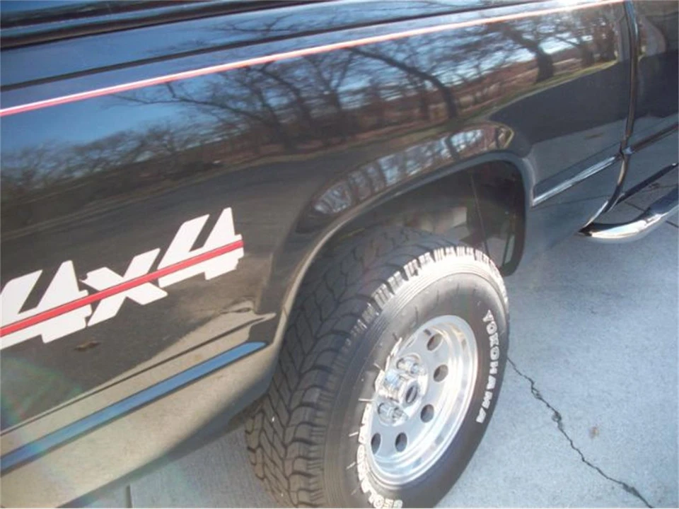 1994 Chevrolet Silverado - Image 9 of 30