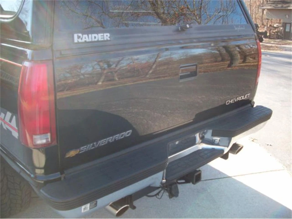 1994 Chevrolet Silverado - Image 11 of 30