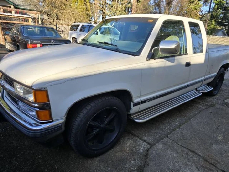 1994 Chevrolet C/K 4th Gen - Image 5 of 15
