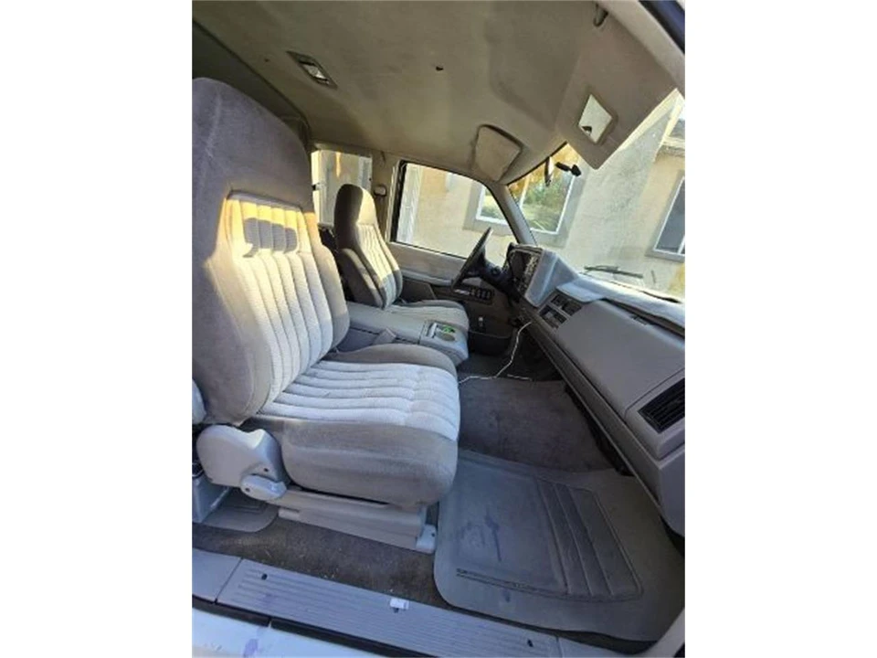 1994 Chevrolet C/K 4th Gen - Image 9 of 15