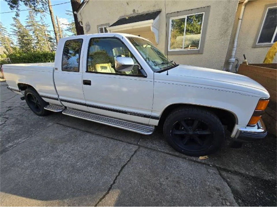 1994 Chevrolet C/K 4th Gen - Image 7 of 15