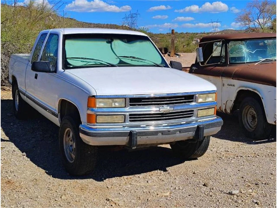 1994 Chevrolet Silverado - Image 2 of 8
