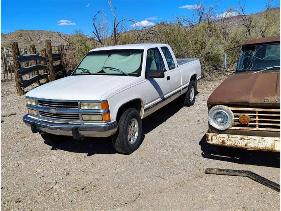 1994 Chevrolet Silverado - Image 3 of 8