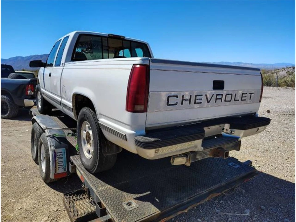 1994 Chevrolet Silverado - Image 6 of 8
