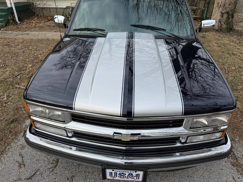 1994 Chevrolet Silverado - Image 14 of 31