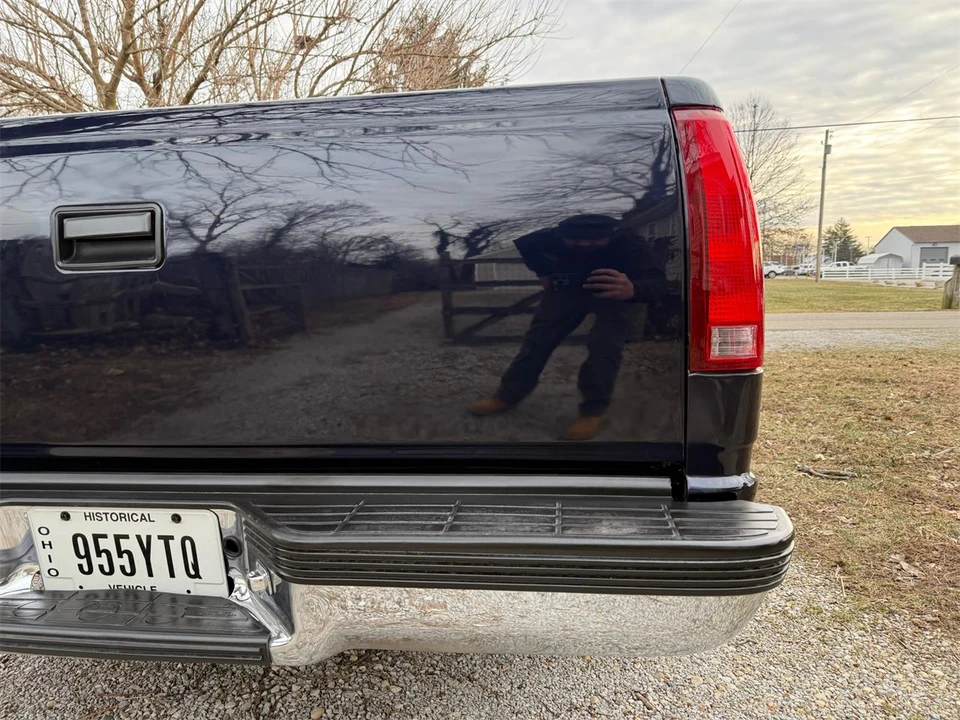 1994 Chevrolet Silverado - Image 24 of 31