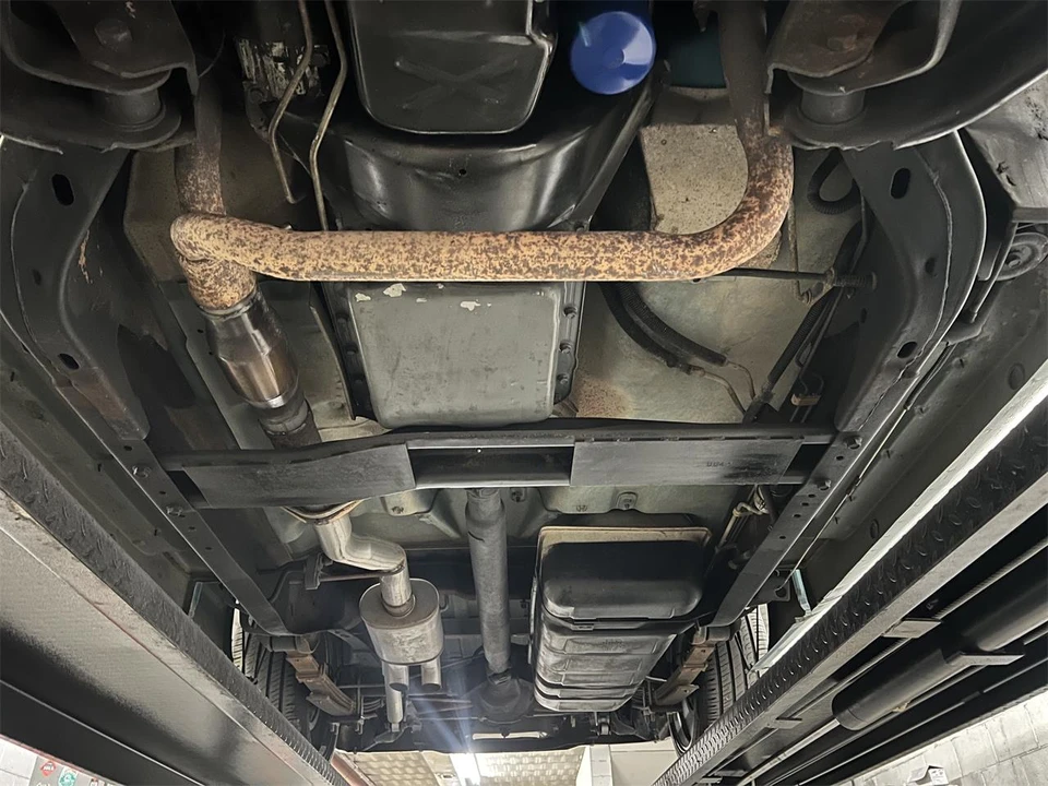 1994 Chevrolet Silverado - Image 27 of 28