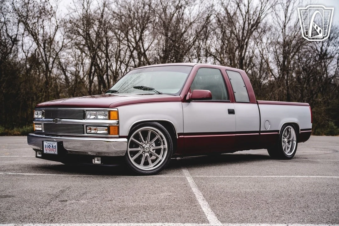 1994 Chevrolet Silverado 1st Gen - Image 3 of 12