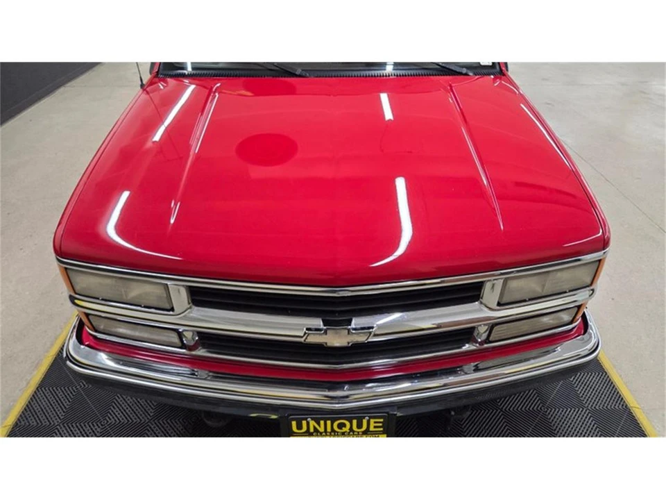 1994 Chevrolet Silverado - Image 11 of 31