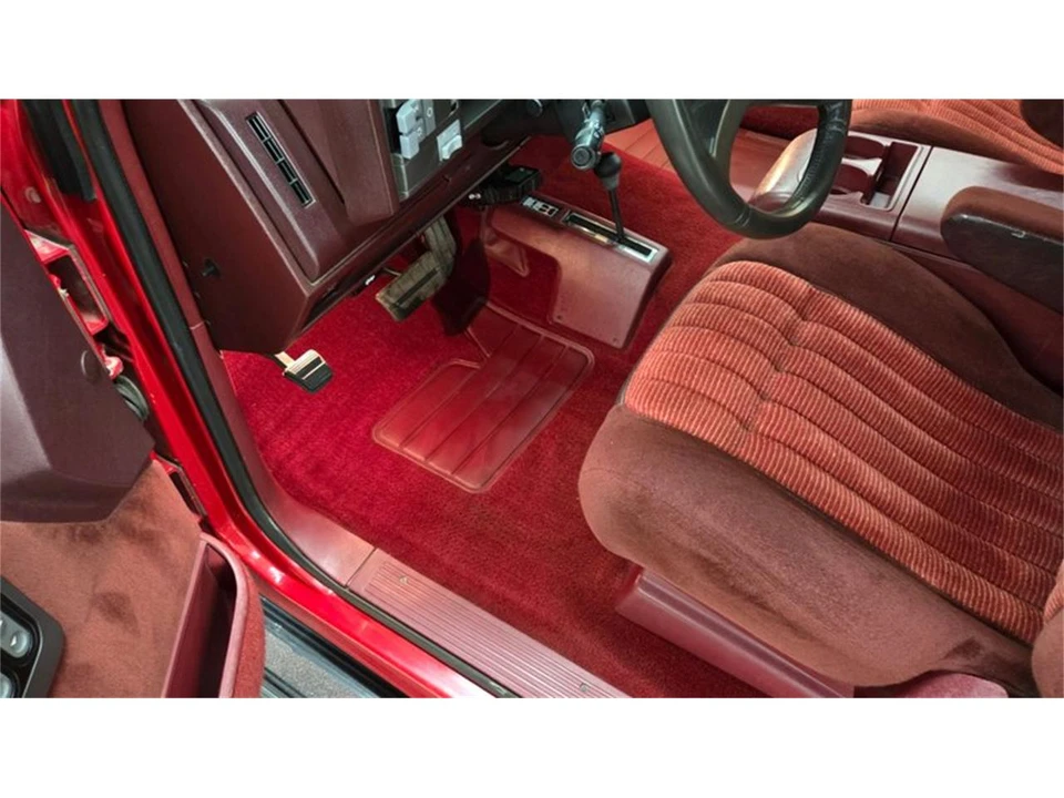 1994 Chevrolet Silverado - Image 23 of 31