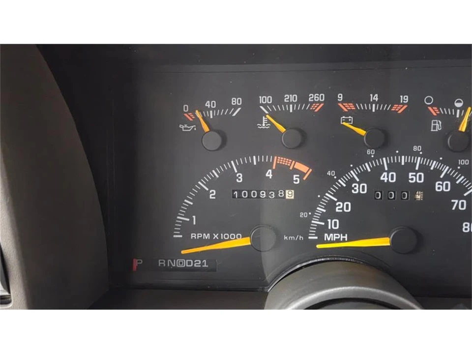 1994 Chevrolet Silverado - Image 29 of 31