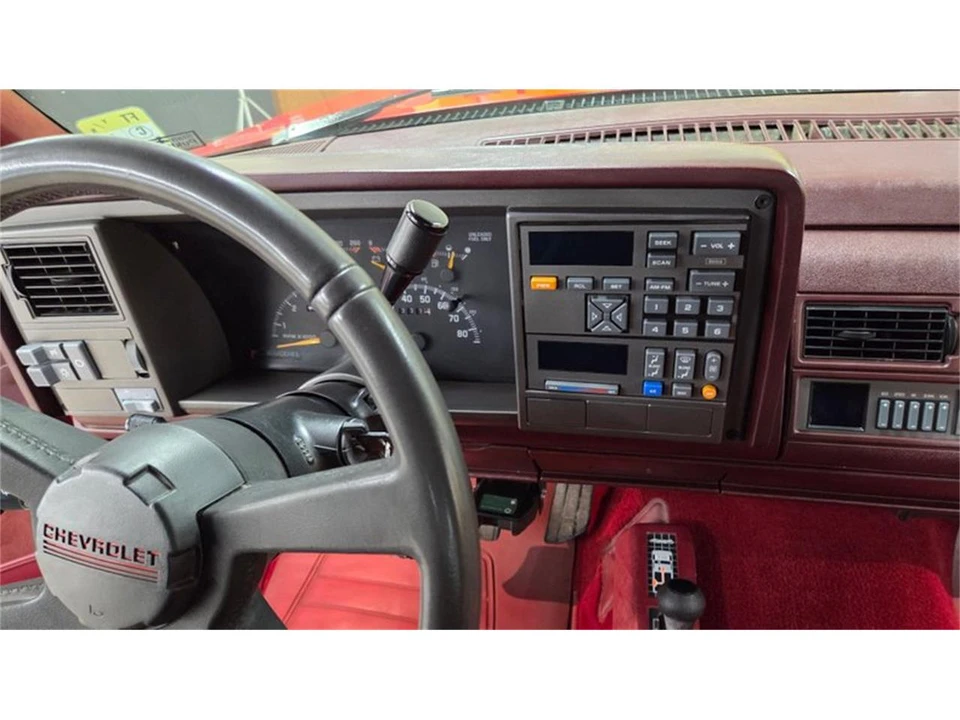 1994 Chevrolet Silverado - Image 30 of 31