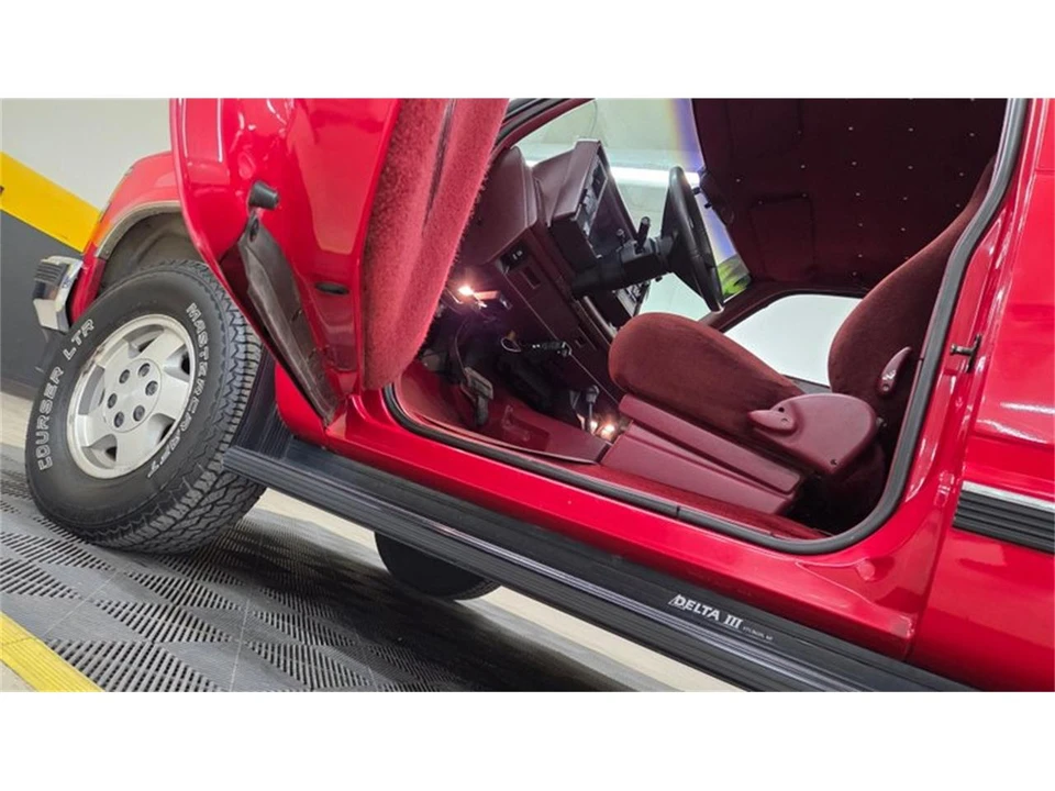 1994 Chevrolet Silverado - Image 20 of 31