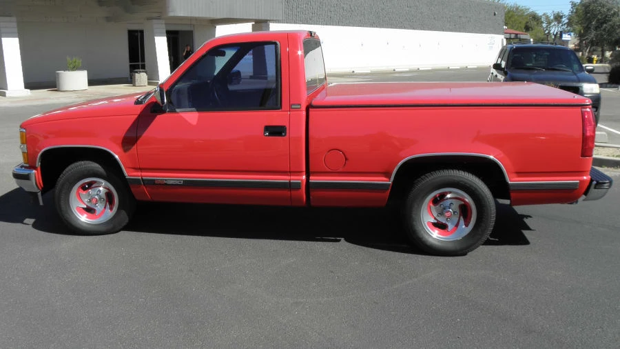 1994 Chevrolet C/K 4th Gen - Image 2 of 15