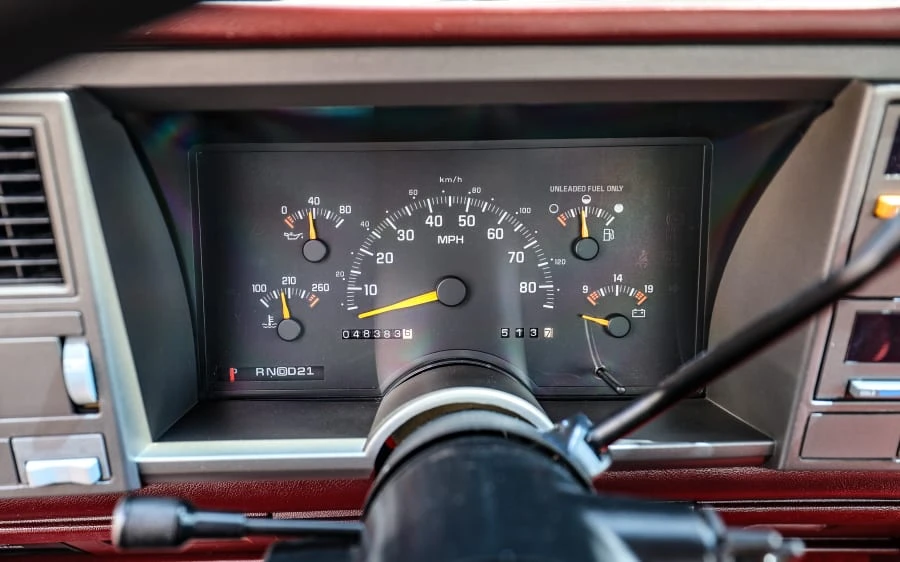 1994 Chevrolet Silverado - Image 26 of 31