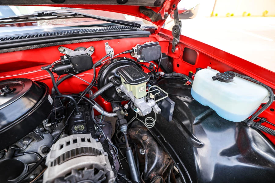 1994 Chevrolet Silverado - Image 30 of 31