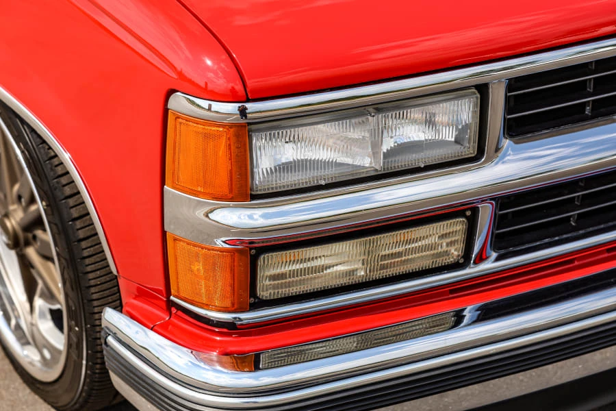 1994 Chevrolet Silverado - Image 9 of 31