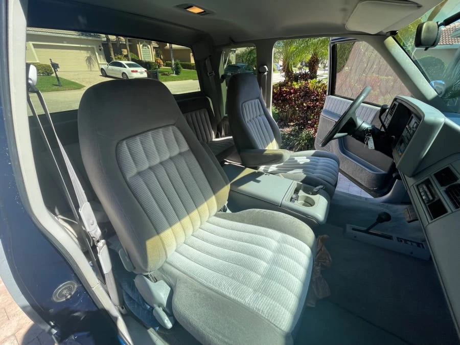 1994 Chevrolet C/K 4th Gen - Image 6 of 7