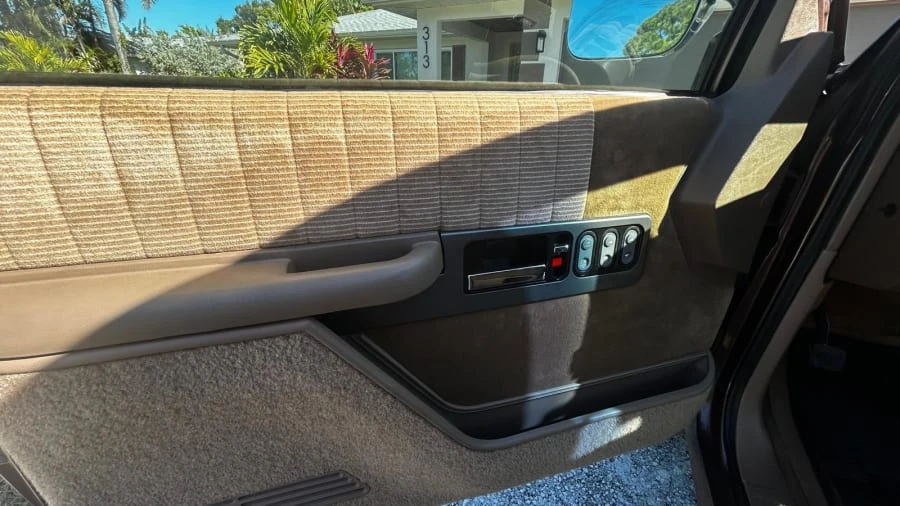 1994 Chevrolet C/K 4th Gen - Image 17 of 28